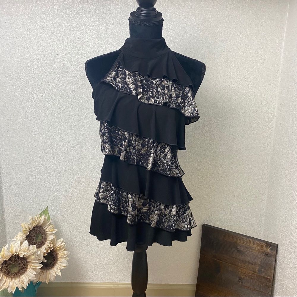 Ruffle Lace Halter - SMALL - *NWT*